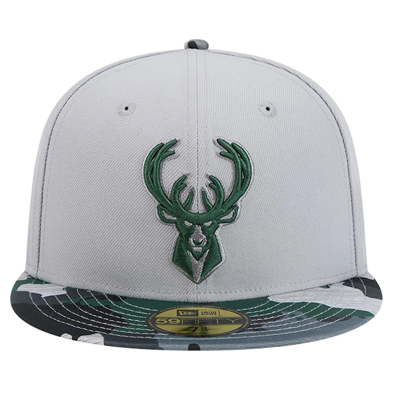 Casquette ajustée 59FIFTY à visière camouflage Active Color Milwaukee Bucks New Era pour hommes, grise