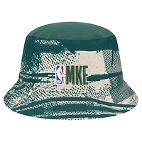Chapeau Bob Milwaukee Bucks Tip-Off de New Era pour homme, vert chasseur/crème