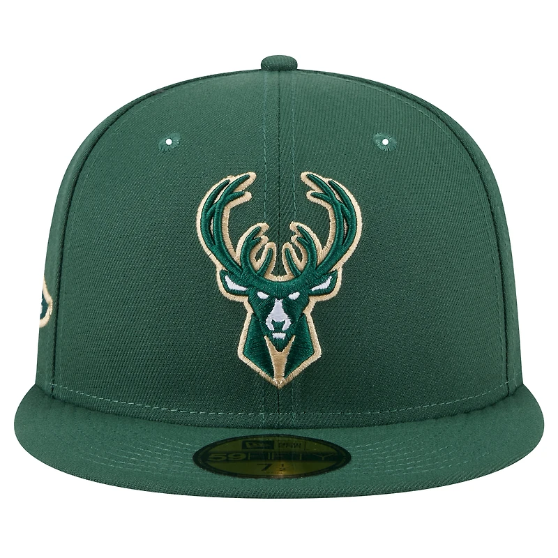 Men's New Era Hunter Green Milwaukee Bucks Throwback Pennant 59FIFTY Fitted Hat
