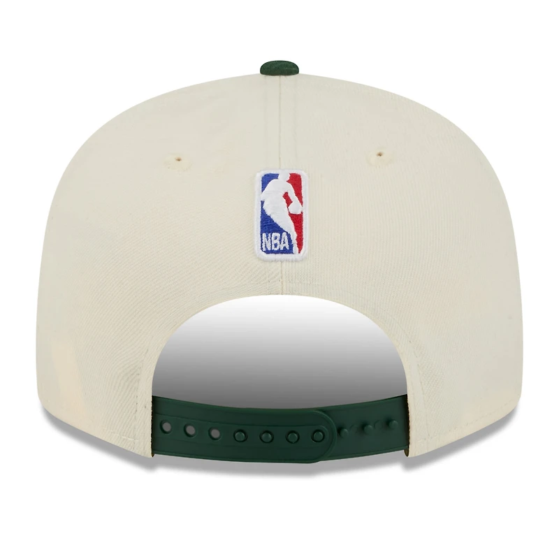 Men's New Era Tan/Hunter Green Milwaukee Bucks 2025/26 City Edition 9FIFTY Snapback Hat