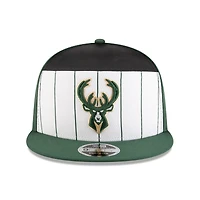 Men's New Era  White/Hunter Green Milwaukee Bucks 2025 NBA Tip Off Split Panel 9FIFTY Snapback Hat