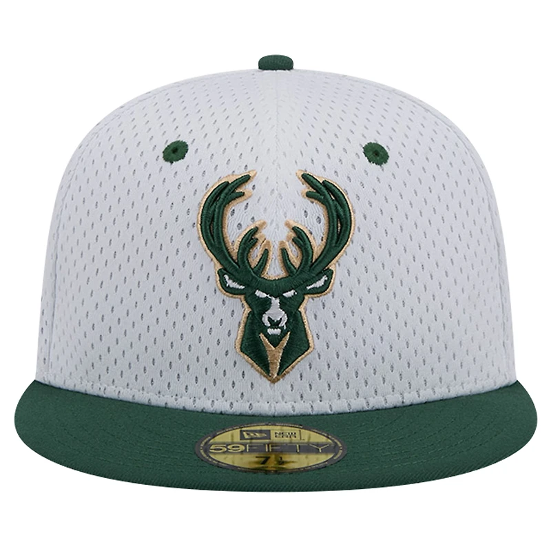 Casquette ajustée 59FIFTY Throwback 2Tone Milwaukee Bucks New Era blanc/vert chasseur pour hommes