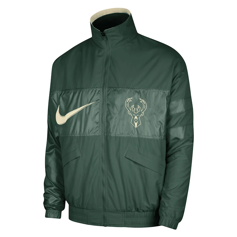 Veste à fermeture éclair intégrale Courtside Versus Capsule Nike Hunter Green pour homme Milwaukee Bucks