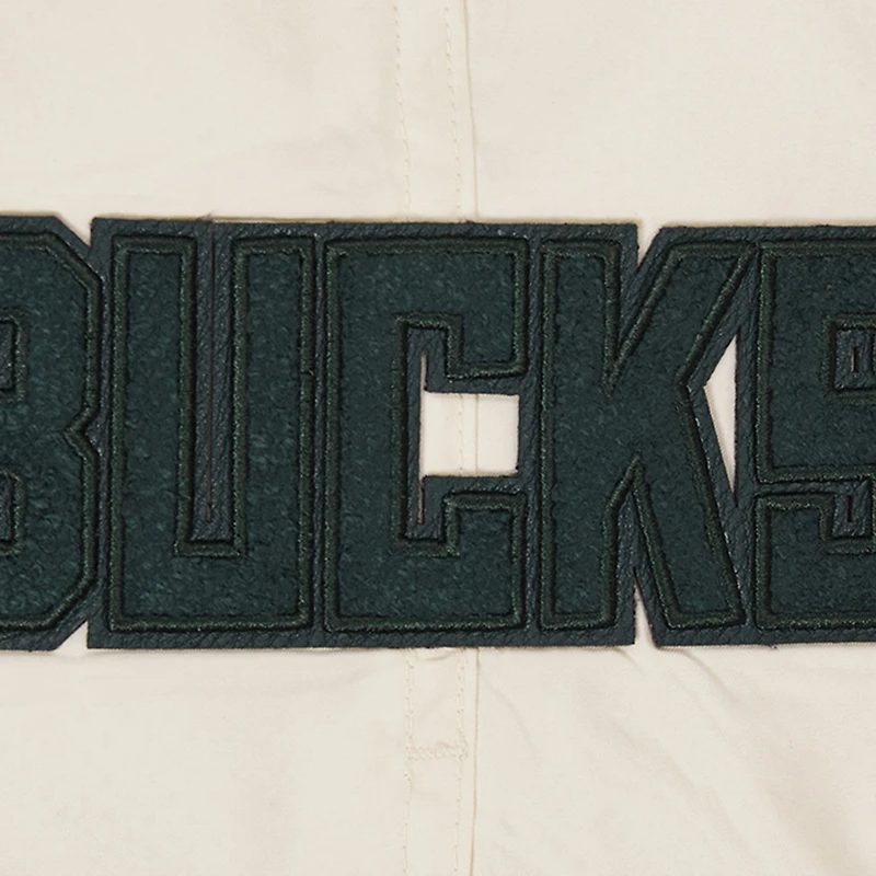 Short tissé triple ton sur Pro Standard Milwaukee Bucks pour hommes