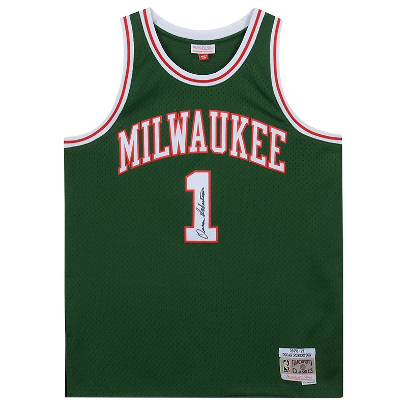 Oscar Robertson Milwaukee Bucks Autographed Mitchell & Ness Green Replica Jersey