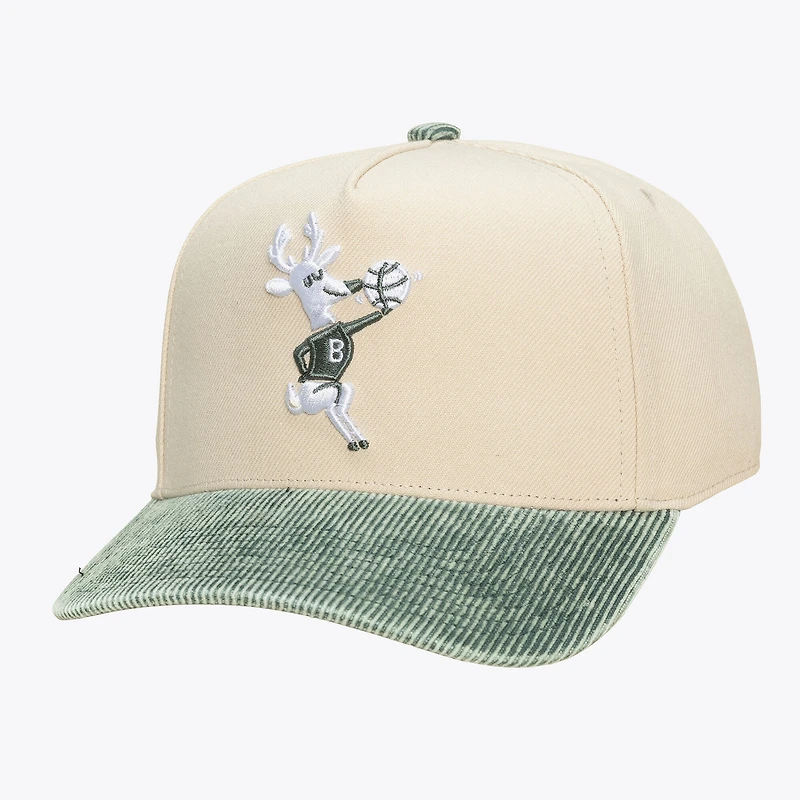 Unisex Mitchell & Ness Cream/Green Milwaukee Bucks Faded Pro Snapback Hat