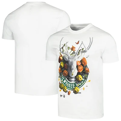 T-shirt unisexe NBA x Kathy Ager Blanc Milwaukee Bucks Identifier Artist Series