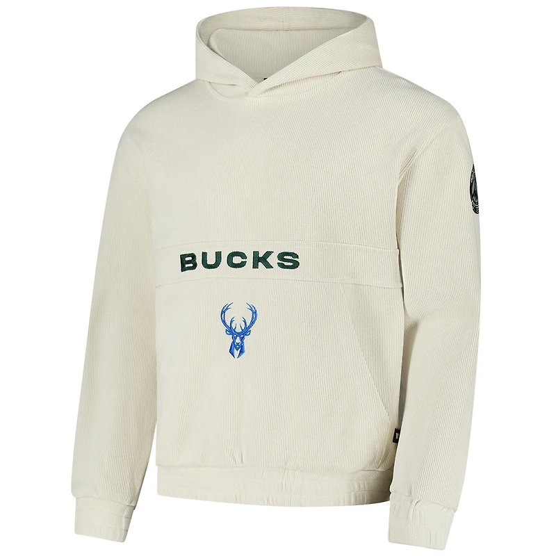 Sweat à capuche unisexe en velours côtelé Tri-Blend crème Milwaukee Bucks de The Wild Collective
