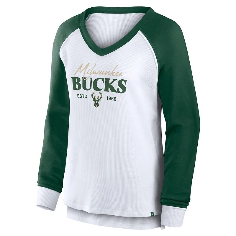 T-shirt à manches longues et col en V Open Lane Waffle de Milwaukee Bucks Fanatics pour femme
