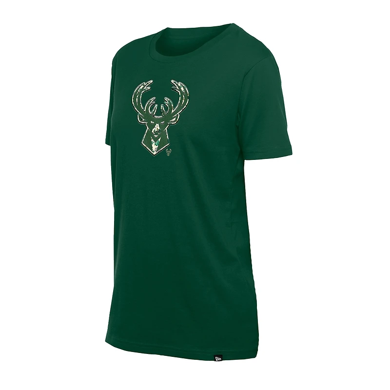 T-shirt à fleurs glam game vert chasseur Milwaukee Bucks New Era pour femme