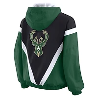 Veste coupe-vent à capuche entièrement zippée et colorblock Milwaukee Bucks noire/verte chasseur pour femme par Erin Andrews
