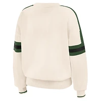 Pull à rayures crème Milwaukee Bucks pour femme WEAR by Erin Andrews