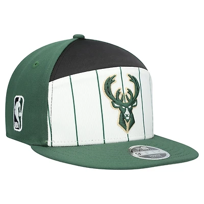 Casquette snapback 9FIFTY blanche/verte chasseur New Era pour jeunes Milwaukee Bucks 2025 NBA Tip Off Split Panel