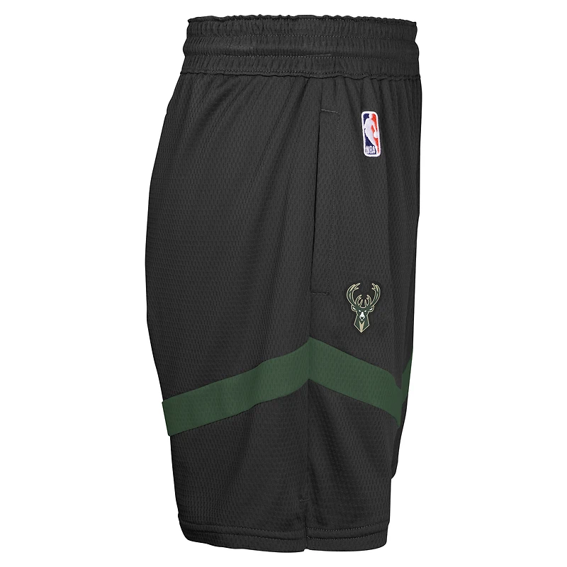 Short d'entraînement en maille Nike noir Milwaukee Bucks pour jeunes