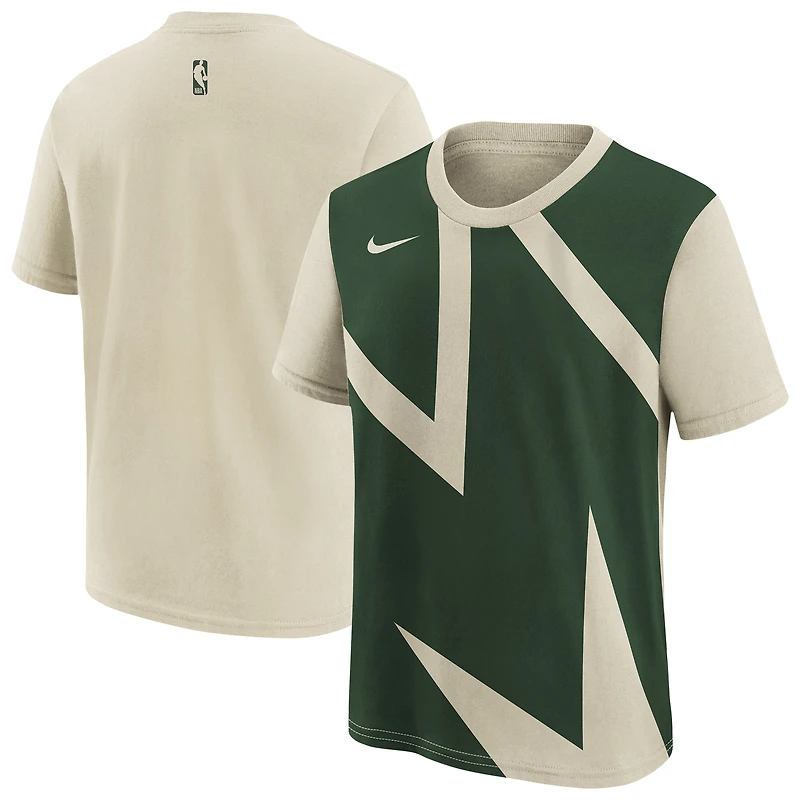 T-shirt Nike Max90 City Edition 2025/26 pour jeunes, couleur crème/vert chasseur, Milwaukee Bucks