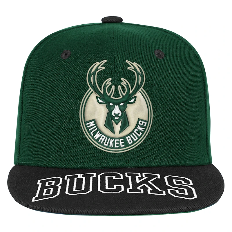 Youth Outerstuff  Hunter Green/Black Milwaukee Bucks Two-Tone Snapback Hat