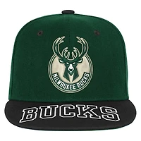 Youth Outerstuff  Hunter Green/Black Milwaukee Bucks Two-Tone Snapback Hat