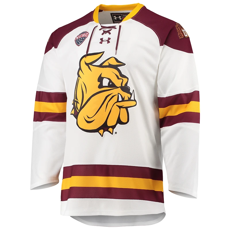 Maillot de hockey réplique Under Armour blanc Minnesota Duluth Bulldogs pour homme