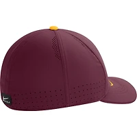 Nike Minnesota Golden Gophers 2022 Sideline Classic99 Swoosh Performance Flex Casquette pour Homme
