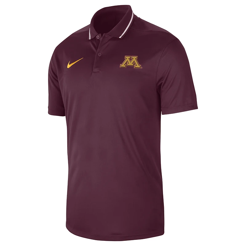 Polo de performance Nike Maroon Minnesota Golden Gophers 2023 Sideline Coaches pour homme