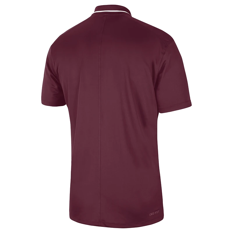 Polo de performance Nike Maroon Minnesota Golden Gophers 2023 Sideline Coaches pour homme