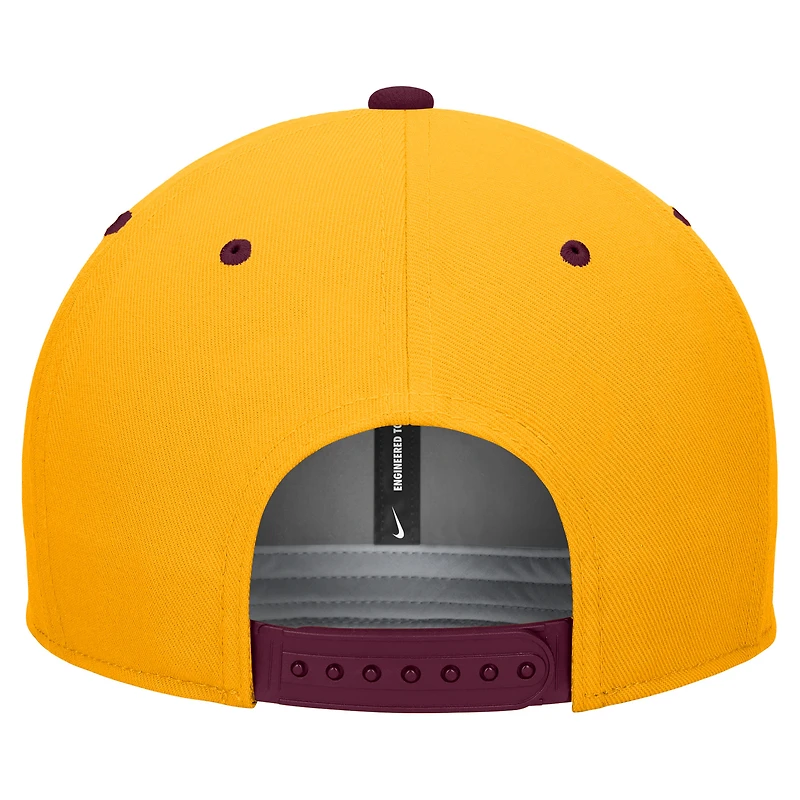 Men's Nike White/Gold Minnesota Golden Gophers Pro Performance Snapback Hat