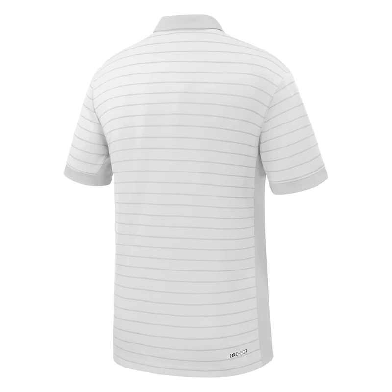 Polo Nike blanc à rayures Victory pour homme, équipe de début saison 2025 des Golden Gophers du Minnesota, l'entraîneur