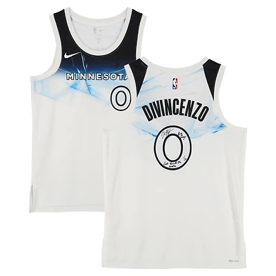 Maillot Swingman Nike City Edition 2024-25 blanc dédicacé par Donte DiVincenzo des Minnesota Timberwolves avec inscriptions « Big Ragu » et « Can't Knock the Hustle