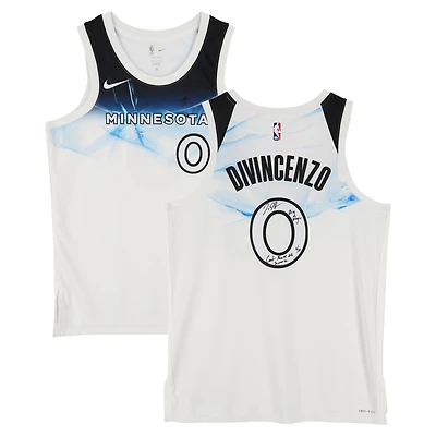 Maillot Swingman Nike City Edition 2024-25 blanc dédicacé par Donte DiVincenzo des Minnesota Timberwolves avec inscriptions « Big Ragu » et « Can't Knock the Hustle » - Édition limitée à 10 exemplaires