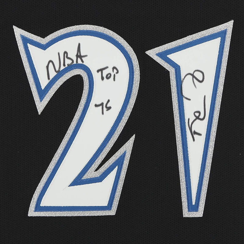 Maillot authentique dédicacé par Kevin Garnett des Minnesota Timberwolves de Mitchell & Ness 1997-98 avec inscription « NBA Top 75 »
