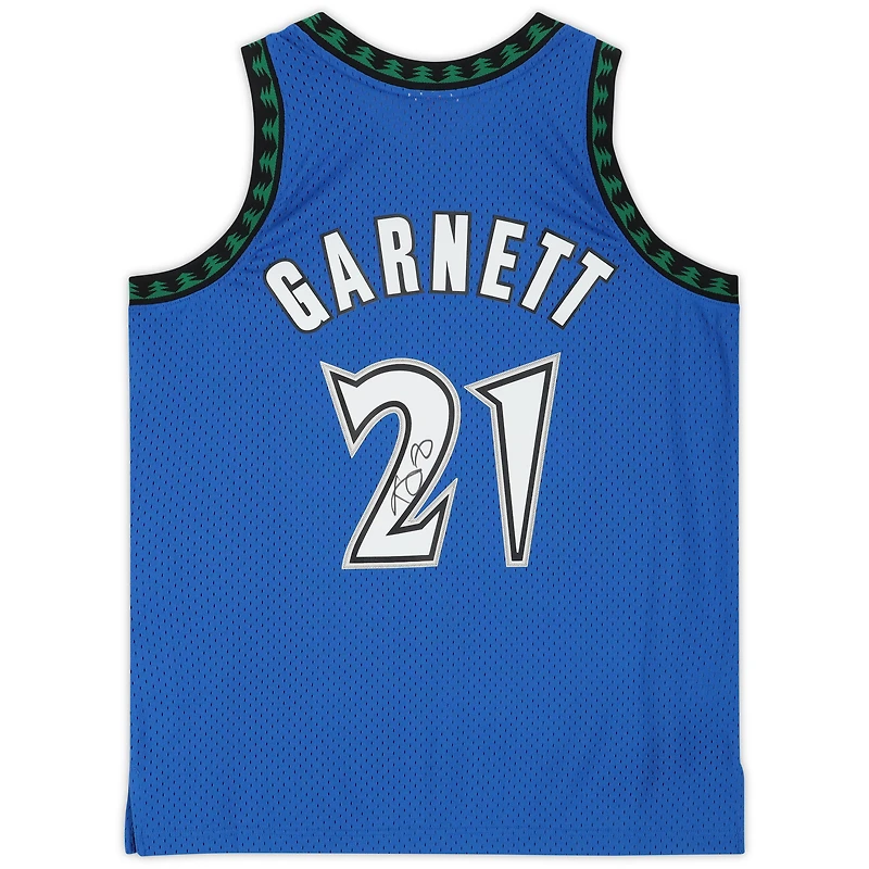 Maillot Swingman bleu autographié par Kevin Garnett des Minnesota Timberwolves Mitchell & Ness 2002-03