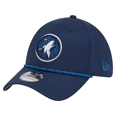 Casquette New Era bleu marine Minnesota Timberwolves Featherweight Poly Rope Flex 39Thirty pour homme