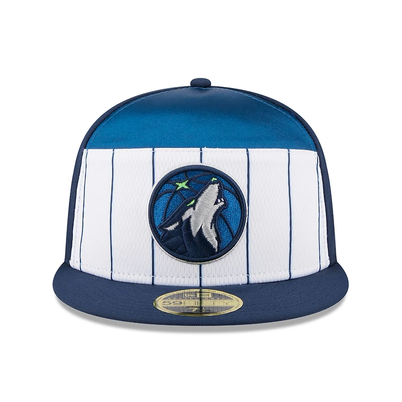 Casquette ajustée 59FIFTY blanche/bleu marine pour homme, modèle New Era Minnesota Timberwolves 2025 NBA Tip Off Split Panel