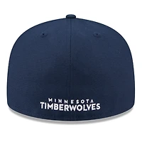 Casquette ajustée 59FIFTY blanche/bleu marine pour homme, modèle New Era Minnesota Timberwolves 2025 NBA Tip Off Split Panel