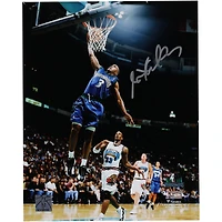 Photographie autographiée de Stephon Marbury du dunk des Minnesota Timberwolves contre les Vancouver Grizzlies, 8" x 10"