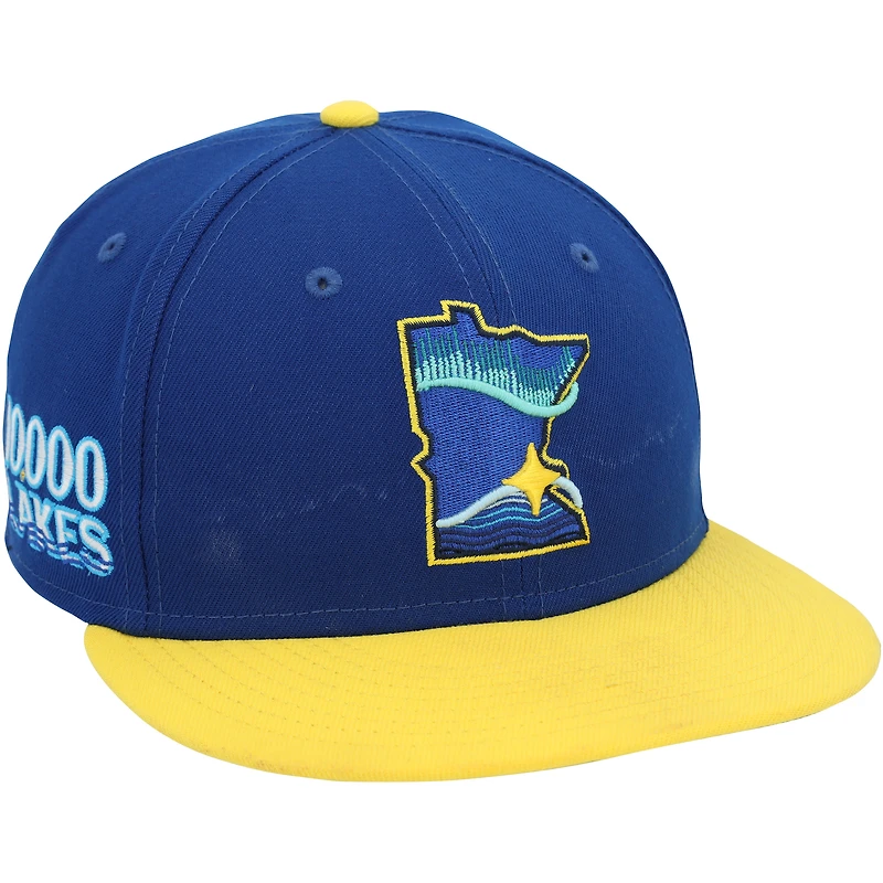 Casquette New Era City Connect bleue et jaune portée par Brooks Lee lors d'un match des Minnesota Twins de la saison 2024 de la MLB.