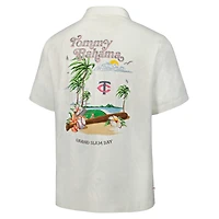 Chemise boutonnée Tommy Bahama blanche pour homme, Minnesota Twins Grand Slam Bay Camp