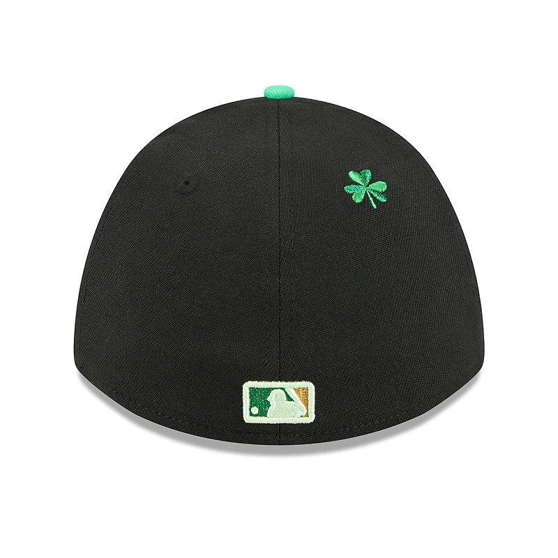 Men's New Era Black Minnesota Twins 2026 St. Patrick's Day 39THIRTY Flex Hat