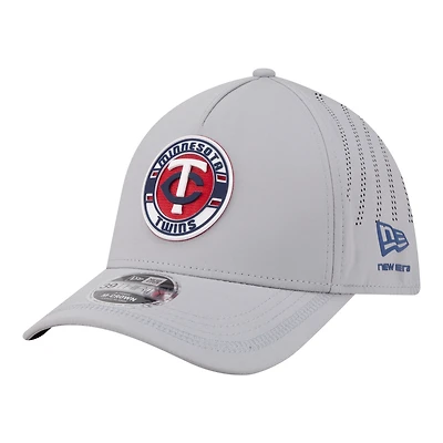 Casquette New Era grise pour homme, motif Minnesota Twins, patch 39THIRTY, style A-Frame, couronne perforée et flexible