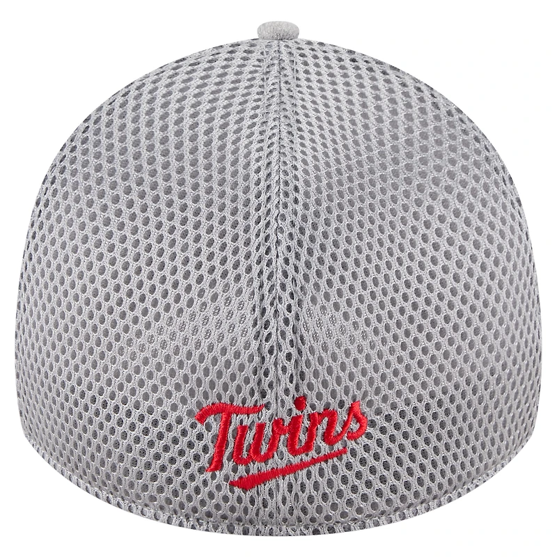 Men's New Era Gray Minnesota Twins Visor Paint Splatter 39THIRTY Flex Hat