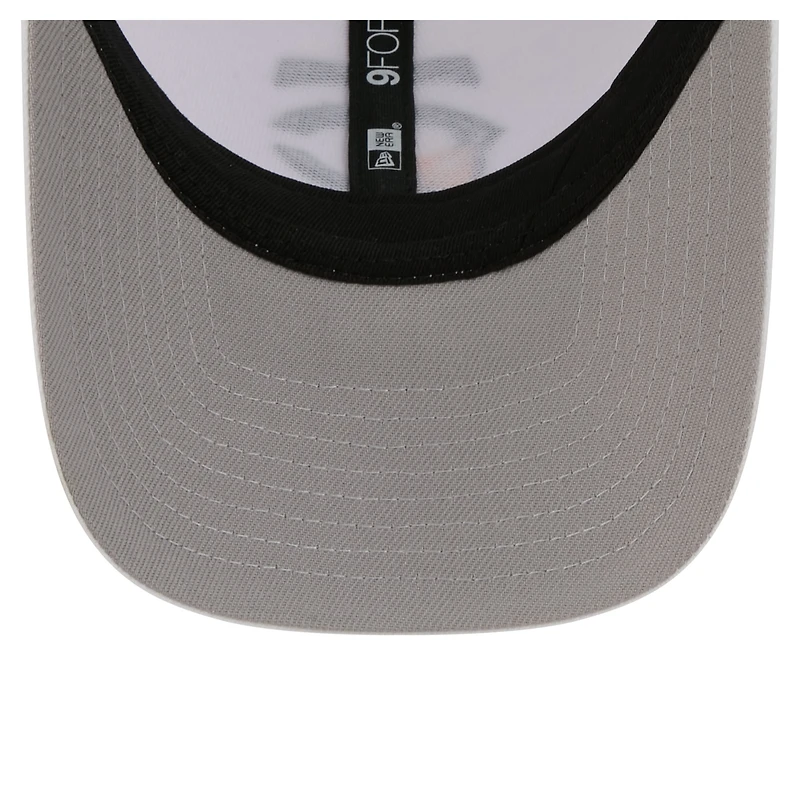 Casquette trucker ajustable New Era 9FORTY blanche à l'effigie du drapeau des Minnesota Twins pour homme