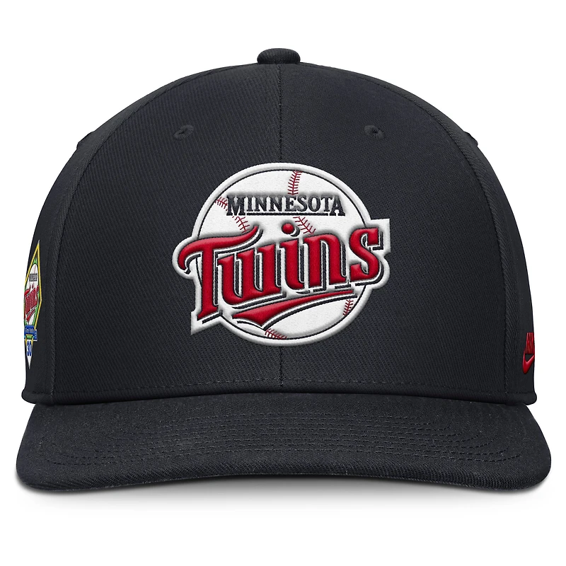 Men's Nike Navy Minnesota Twins Pro Performance Snapback Hat