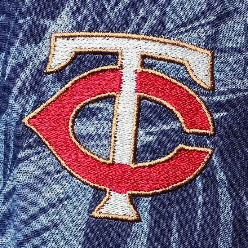 Chemise boutonnée Tommy Bahama pour homme, bleu marine Minnesota Twins Sport Reign Forest Fronds