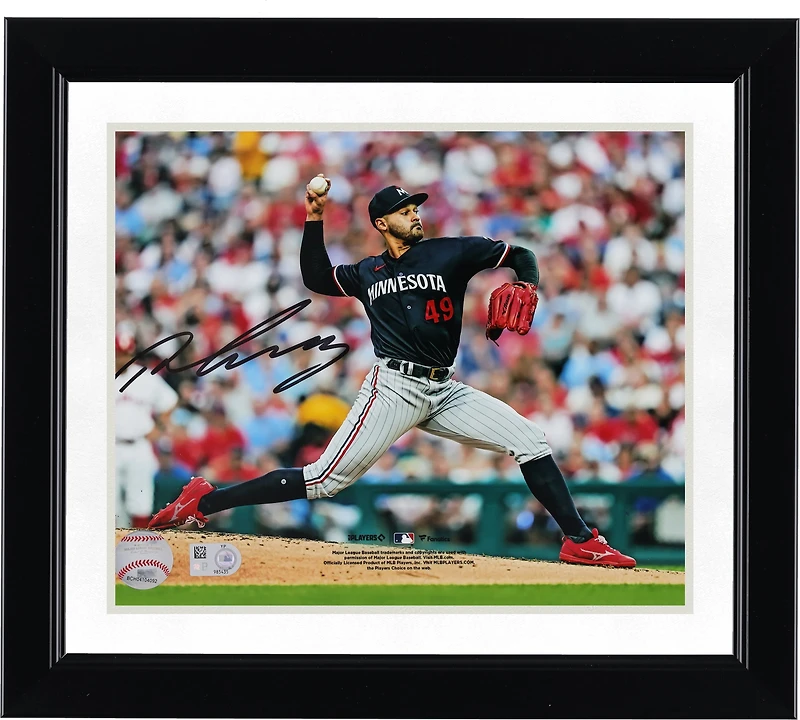 Photographie de 8" x 10" autographiée par Pablo Lopez des Twins du Minnesota