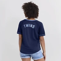 T-shirt à col en V raglan Diva de la collection Cooperstown des Twins du Minnesota Fanatics pour femmes, bleu marine