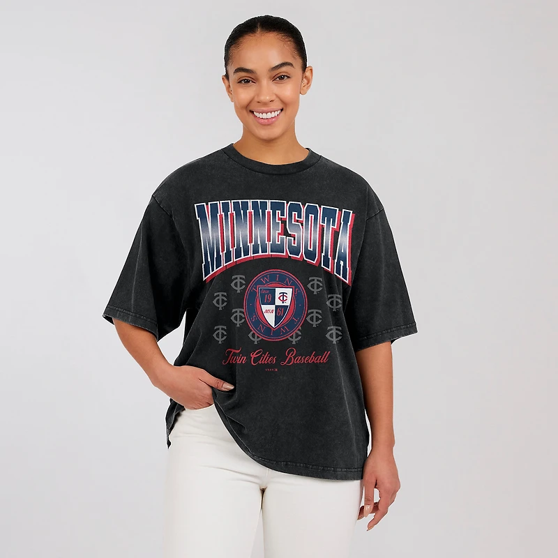 Women's WEAR by Erin Andrews Black Minnesota Twins Oversized Boyfriend T-Shirt