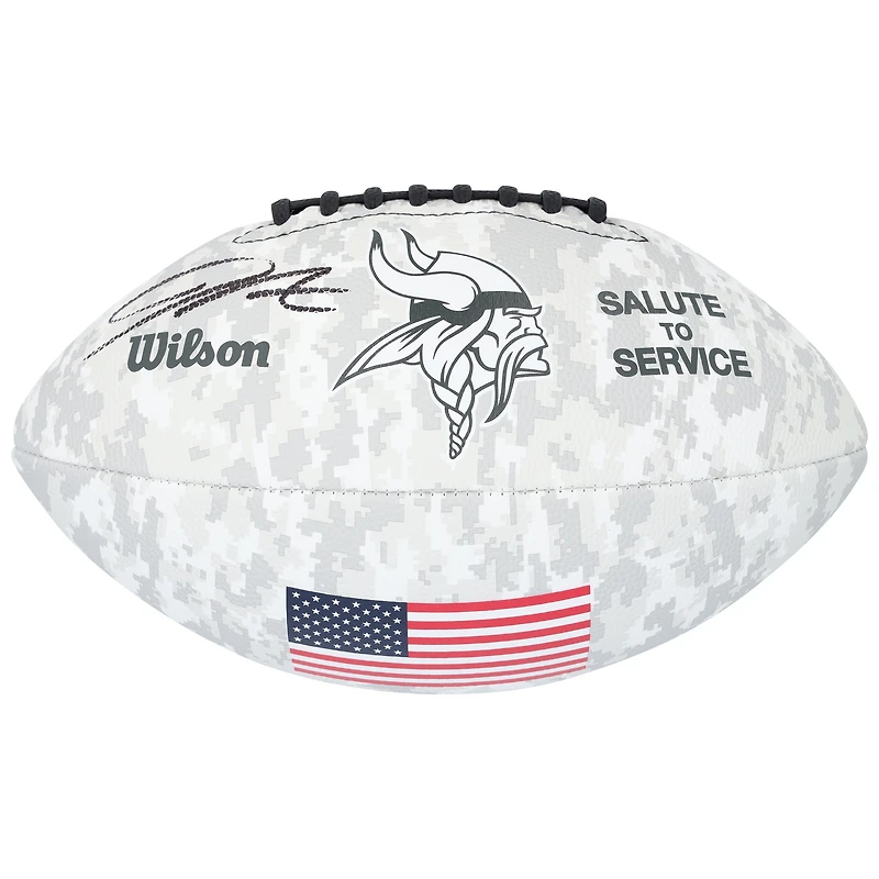 Ballon de football Wilson autographié par Jordan Addison, Minnesota Vikings, 2024