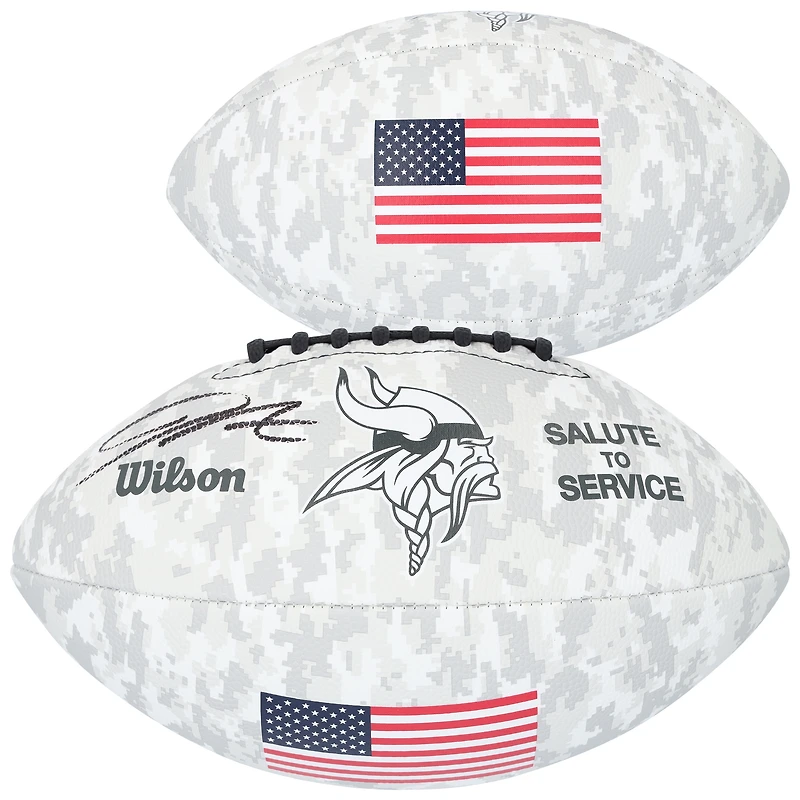Ballon de football Wilson autographié par Jordan Addison, Minnesota Vikings, 2024