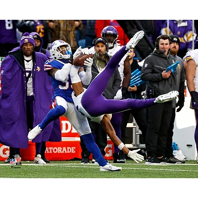 Justin Jefferson, joueur non signé des Vikings du Minnesota, réalise une réception cruciale contre les Bills de Buffalo (photo)