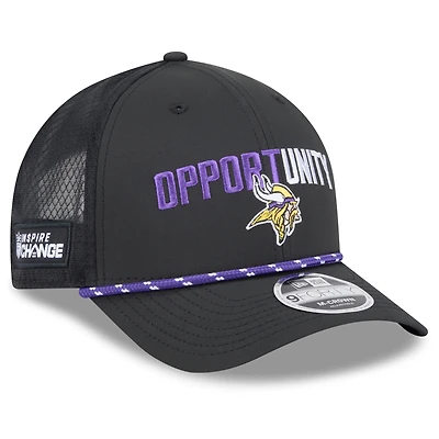 Casquette ajustable New Era noire Minnesota Vikings 2025 Inspire Change 9FORTY M-Crown pour homme